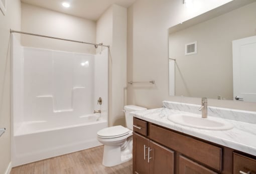 Bathroom, Pinehurst Apartments, Baxter