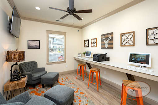 The business center with free Wi-Fi and computers.