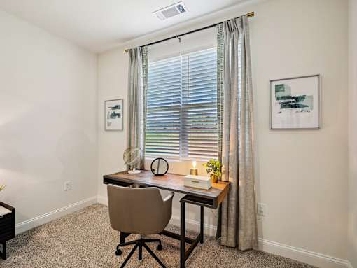 Work Desk at Ardmore Meadows, North Carolina, 27377