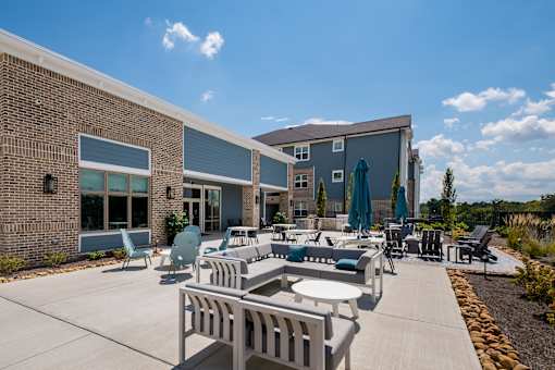 Patio with BBQ Area at Ardmore at Vance, Chattanooga, Tennessee