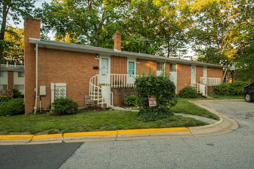 Exterior at Prince Georgetown Apartments, Maryland