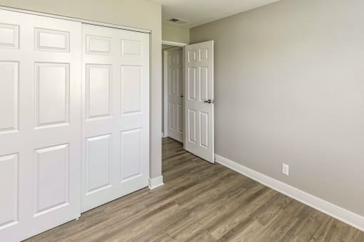 Beautiful newly-renovated one, two and three bedroom apartment townhomes with high-end finishes at Highpoint Apartments in Omaha, NE
