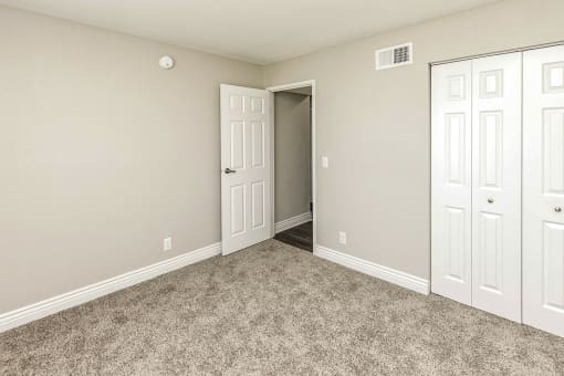 Beautiful newly-renovated one, two and three bedroom apartment townhomes with high-end finishes at Highpoint Apartments in Omaha, NE