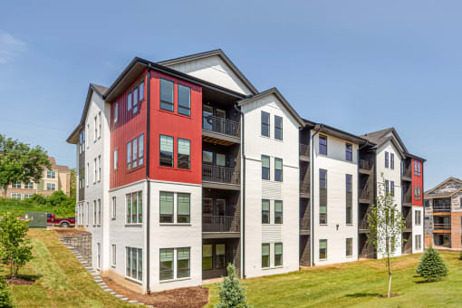 Property Exterior at Park 125 West Dodge apartments in Omaha, NE