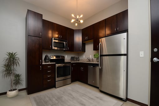 One and two bedroom apartment homes at 1501 Jackson Apartments in Downtown Omaha, NE