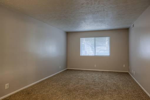 Spacious One-Bedroom Apartments at 38th Place in Omaha, NE