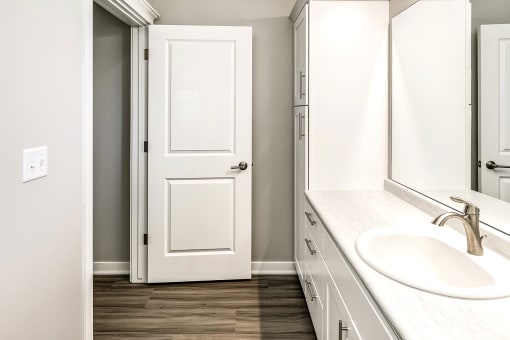 Bedroom at Deerfield Apartments and Chateaus in Fremont, NE