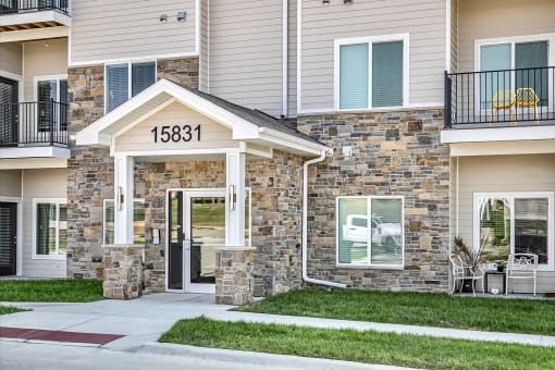 Exterior at Hanover Flats in Bennington, NE