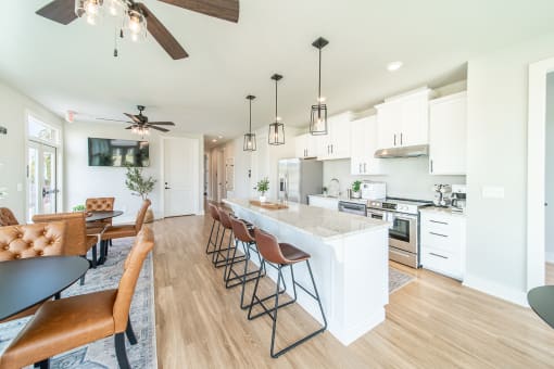 Swimming pool, pickleball court, clubhouse, fitness center, and bark park access for Hawthorne Row residents at our sister property Hawthorne Heights in Bentonville, AR