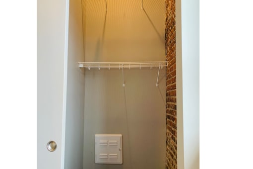 Studio, one and two-bedroom apartment homes in the historically-renovated Hupmobile Apartments in Omaha, NE
