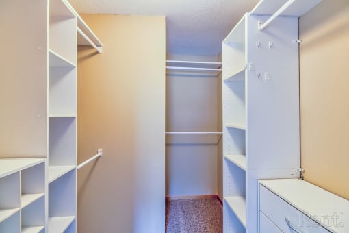 One and two bedroom apartment homes at Oakwood Trail Apartments in Omaha, NE
