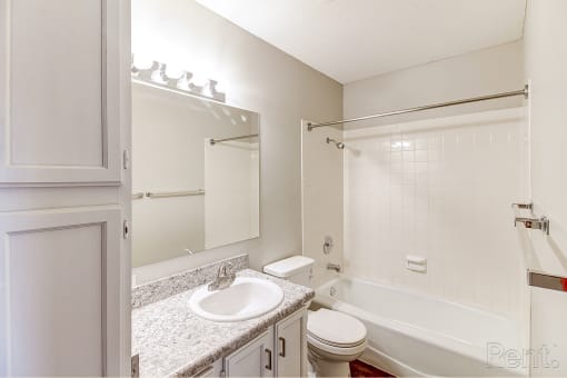 One and two bedroom apartment homes at Oakwood Trail Apartments in Omaha, NE