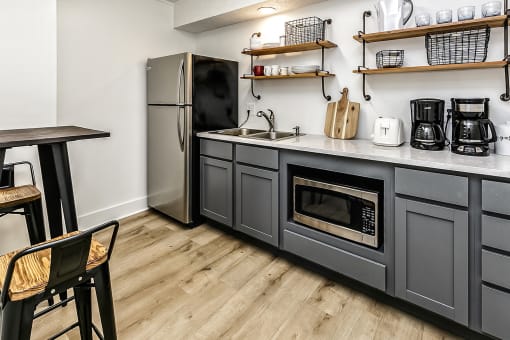 Community Clubhouse at Old Mill Apartments in Omaha, NE