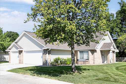 Beautiful One-Story Townhomes at Orchard Village in Omaha, NE