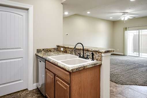 One and two bedroom apartments with stainless steel appliances at Residences at Oak Pointe in Grand Island, NE