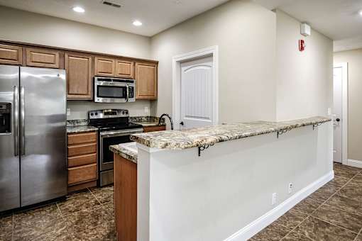 One and two bedroom apartments with stainless steel appliances at Residences at Oak Pointe in Grand Island, NE