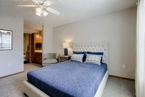 One and two-bedroom apartment homes featuring efficient appliances, patios and balconies, vaulted ceilings and more at Standing Bear Apartments in Omaha, NE
