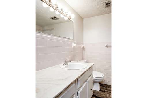 One and two bedroom apartment homes at Tara Heights in Papillion, NE