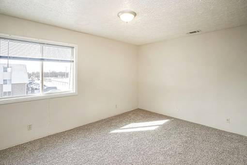 One and two bedroom apartment homes at Tara Heights in Papillion, NE