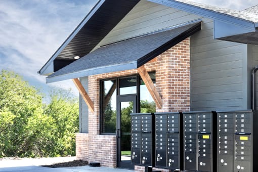 Package Receiving at The Brink at Ridgeview in Plattsmouth, NE