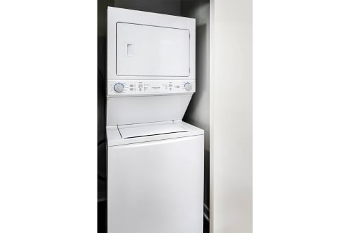 Spacious one and two-bedroom apartments featuring three interior schemes, granite countertops, stainless steel appliances, large kitchens, high-end lighting, vinyl plank flooring and much more at The Brink at Ridgeview in Plattsmouth, NE