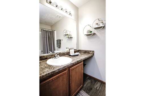 One- two- and three-bedroom apartment homes featuring amenities like three pools, fitness center, basketball court and much more at The Pointe in La Vista, NE