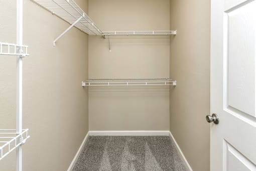 Walk in closet at The Vue Apartments, Bellevue, NE 68123