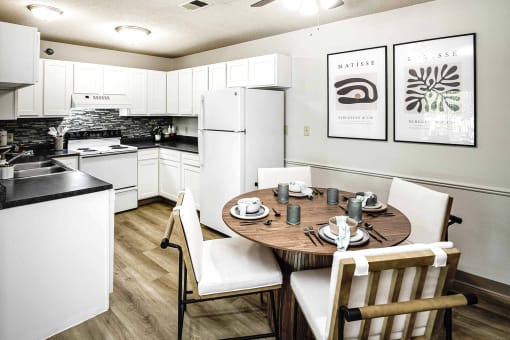 One and two bedroom apartment homes with efficient appliances, in-unit washer & dryer, walk-in closets, and some updated units available at Somerset Apartments in Lincoln, NE