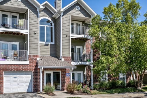Exquisite Exterior  at The Vue Apartments, Bellevue, NE