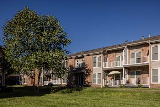 Green Landscape at Brookfield Apartments, Pennsylvania