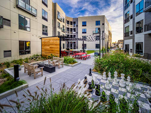 Courtyard at Center Square Lofts West, Pennsylvania, 18101