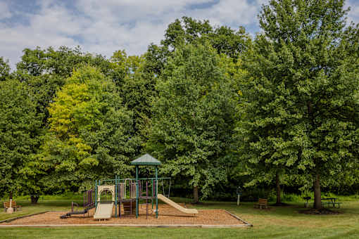 Lush Landscaping And Park at Saucon View Apartments, Bethlehem