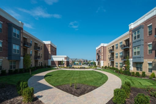 Courtyard View at The Grandstone, Mason