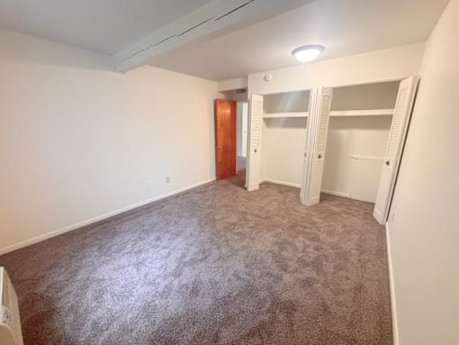 1016 Chester Apartments in Lansing, Michigan bedroom