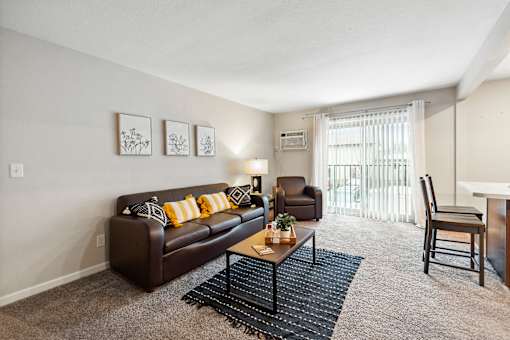 Spacious Living room in East Lansing Apartments near Michigan State University | Beechwood