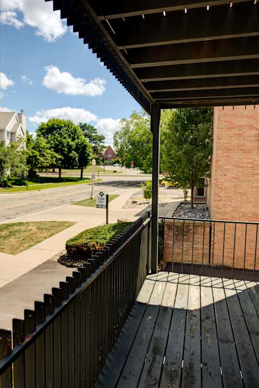 Spacious Living room in East Lansing Apartments near Michigan State University | Delta Arms