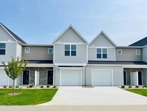 Exterior at Elmwood Lake Apartments in Hudsonville MI