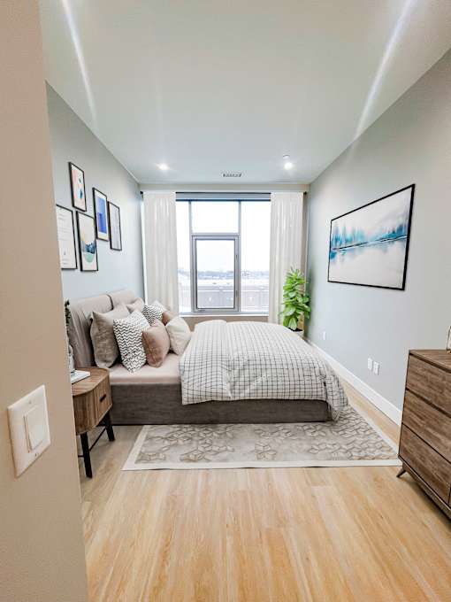 Bedroom at Royal Oak Apartments  |  Main Living Apartments in Royal Oak, MI