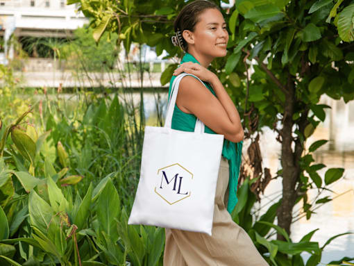 Woman carrying bag at Royal Oak, MI Apartments | Main Living Apartments in Royal Oaks, MI