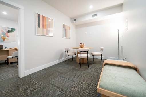 Office at Apartments in Grand Rapids | Trowbridge Flats Apartments Grand Rapids MI