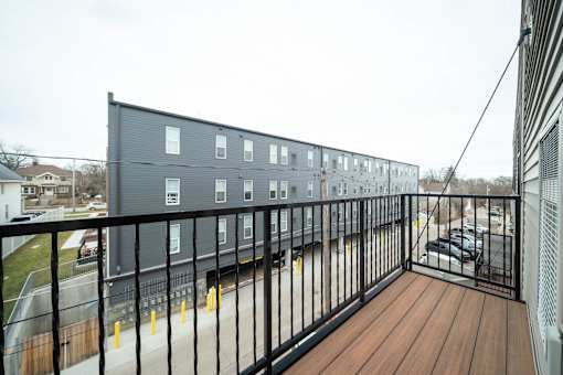 Balcony at Apartments in Grand Rapids | Trowbridge Flats Apartments Grand Rapids MI