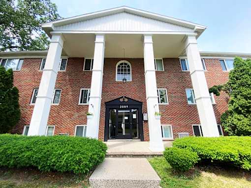 Exterior at Woodruff House Apartments in Lansing, MI