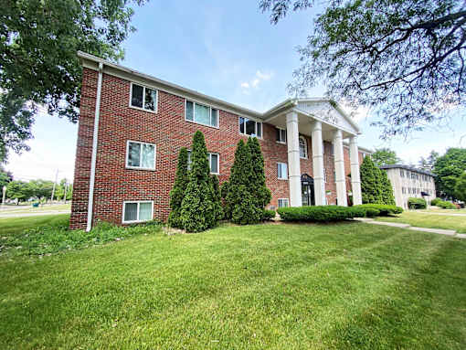Exterior at Woodruff House Apartments in Lansing, MI