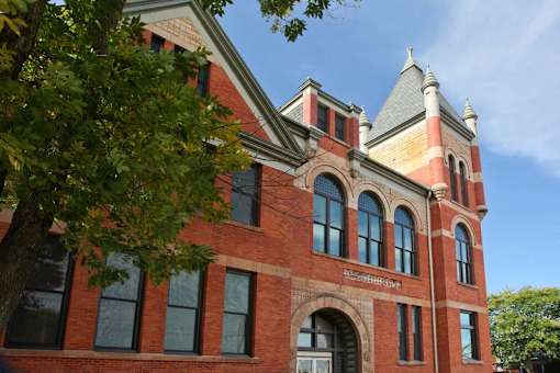 The unique large historic windows with arch tops and the tower and other masonry features make Roosevelt School truly unique.