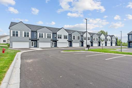Exterior View at Townhomes at Preserve, Rogers, MN, 55374