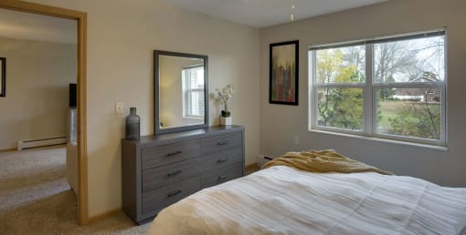 Heritage Place Apartments 55+ Community in Rogers, MN Bedroom