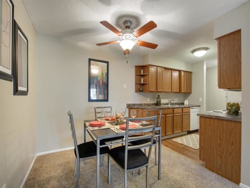 Oakwood Apartments in Plymouth, MN Kitchen