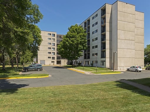 Winslow Commons Apartments in St. Paul, MN Building Exterior