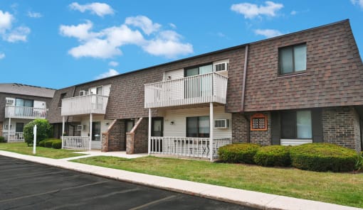 our apartments at the overlook feature balconies and balconies available for rental