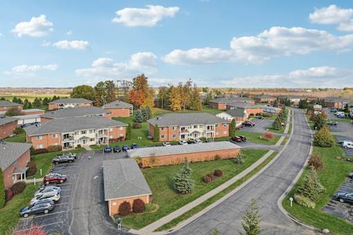 Aerial Parking Lot View at CenterPointe Apartments & Townhomes, New York